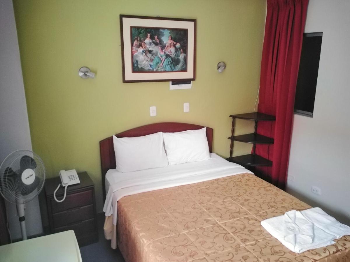 Hotel Plaza Bolognesi 344 Trujillo Dış mekan fotoğraf
